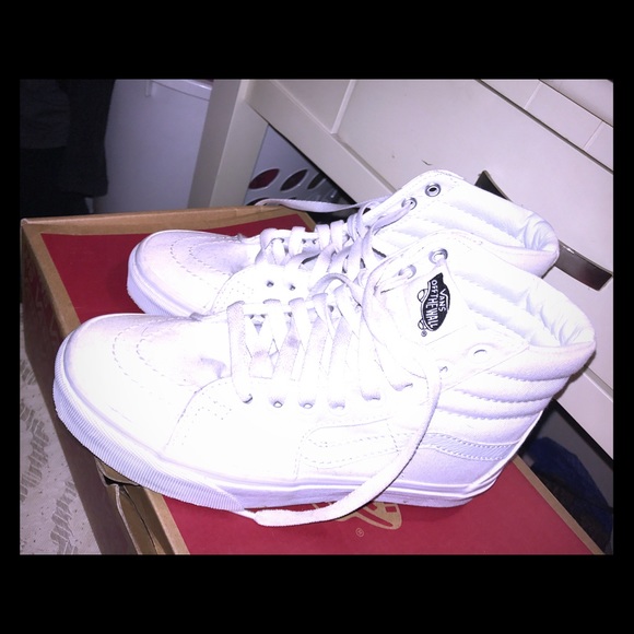 Sold - Picture 1 of 2